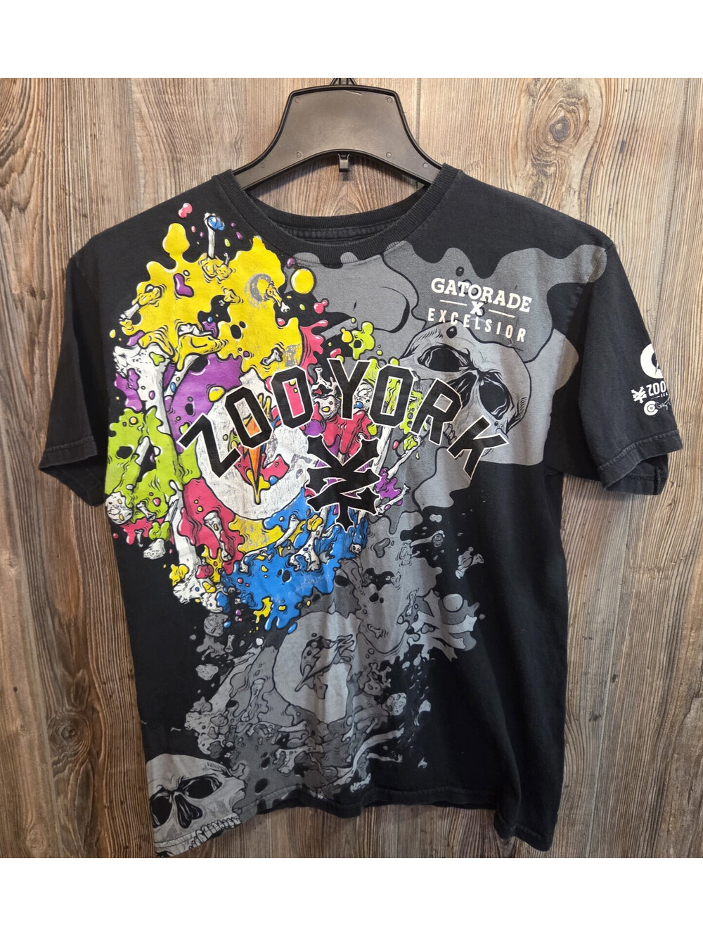 Zoo York Gatorade x Excelsior T-Shirt Size Med Black w/ Graffiti Skull Heads Y2K